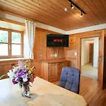 Beim Rauter - Emberger Alm בית נופש