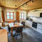 Beim Rauter - Emberger Alm * גריפנבורג