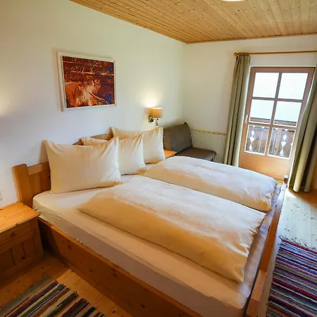 Beim Rauter - Emberger Alm Ferienhaus Greifenburg